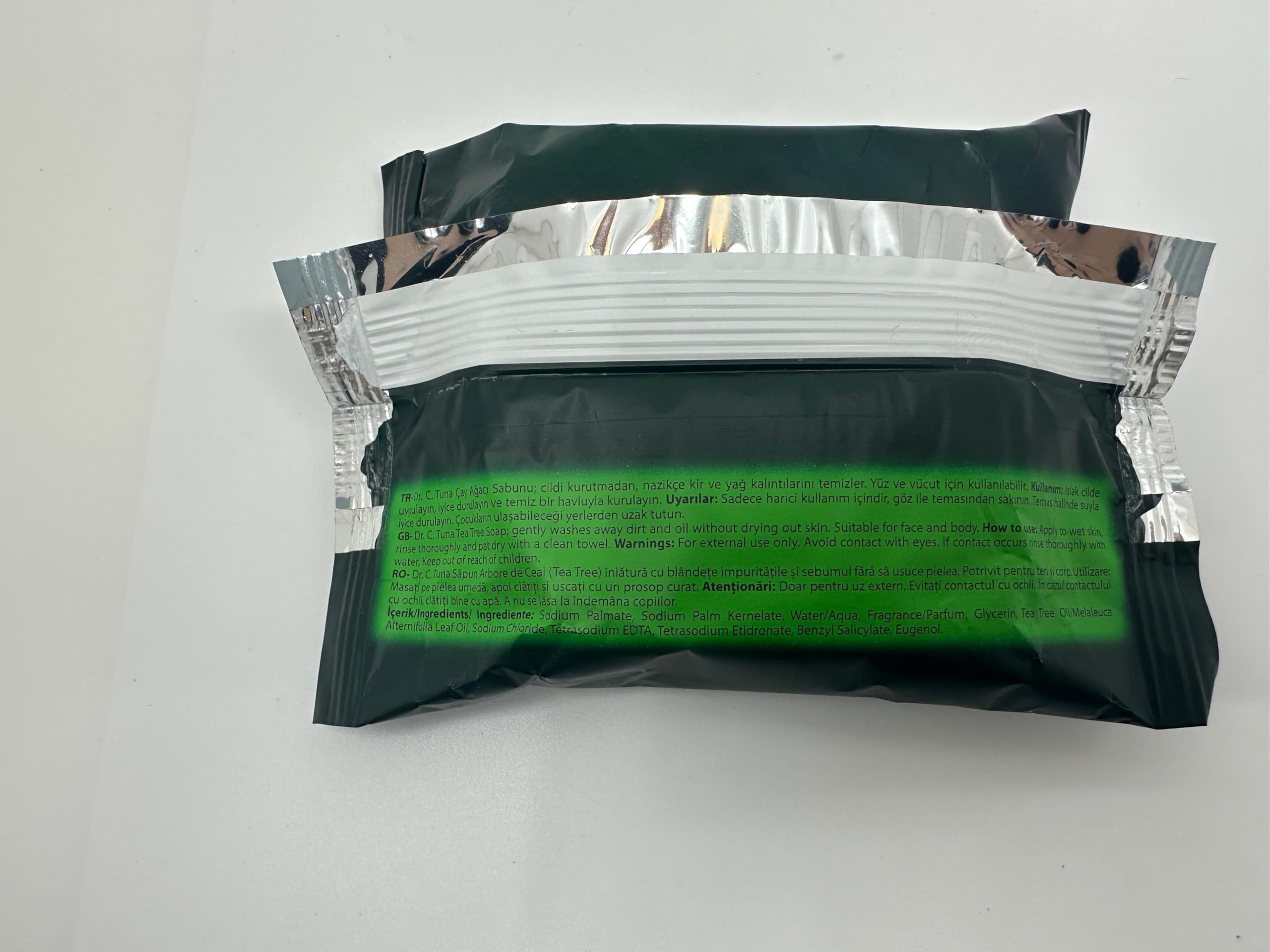 FARMASi Dr. C. Tuna Tea Tree Soap daily use image for routine skincare.