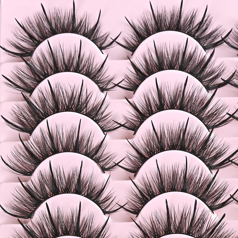 Farred Wispy Lashes ideal for daytime wear with natural enhancement.