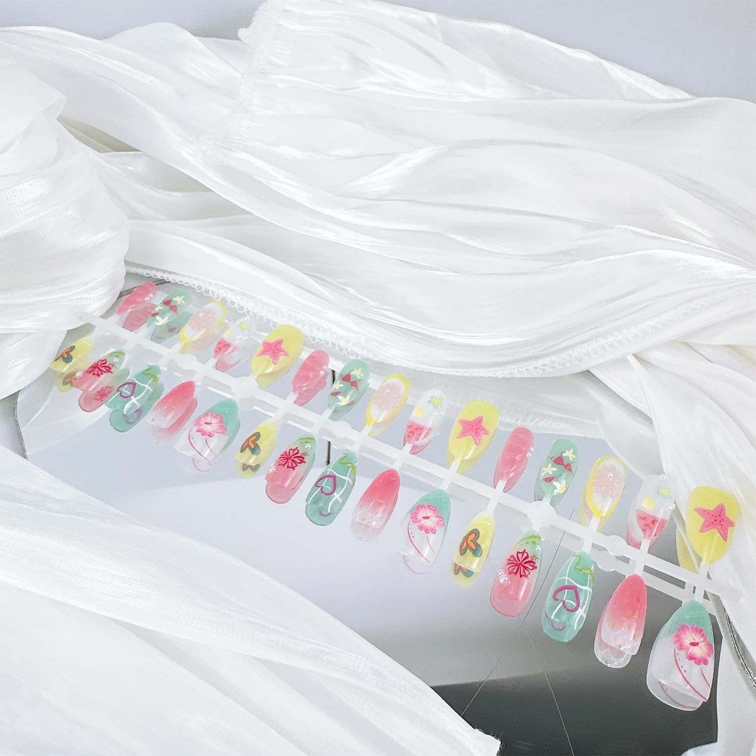 FDSQHSA adhesive tabs included image highlighting quick, glue-free application.