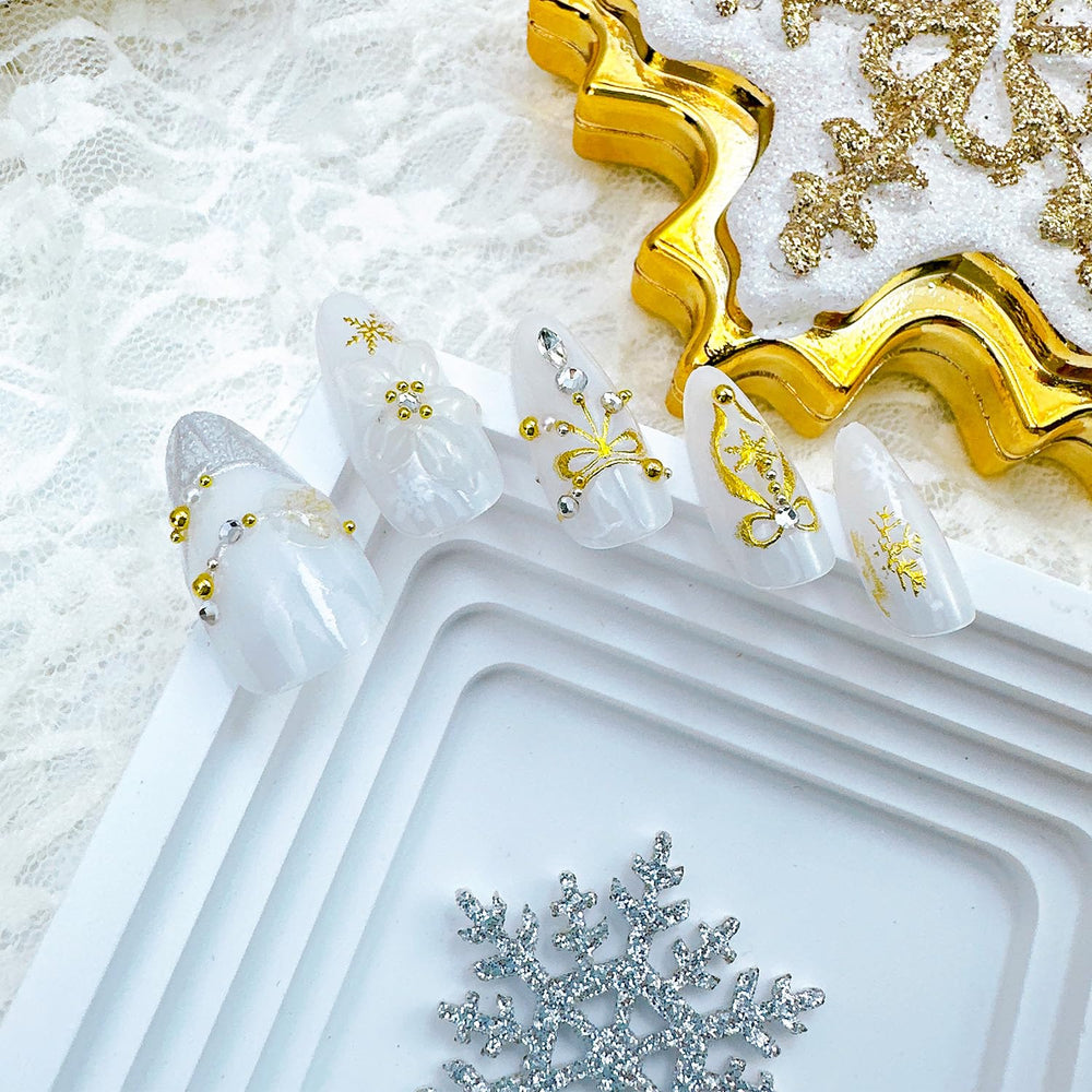 FDSQHSA nail art kit for weddings and parties, adding a stylish look.