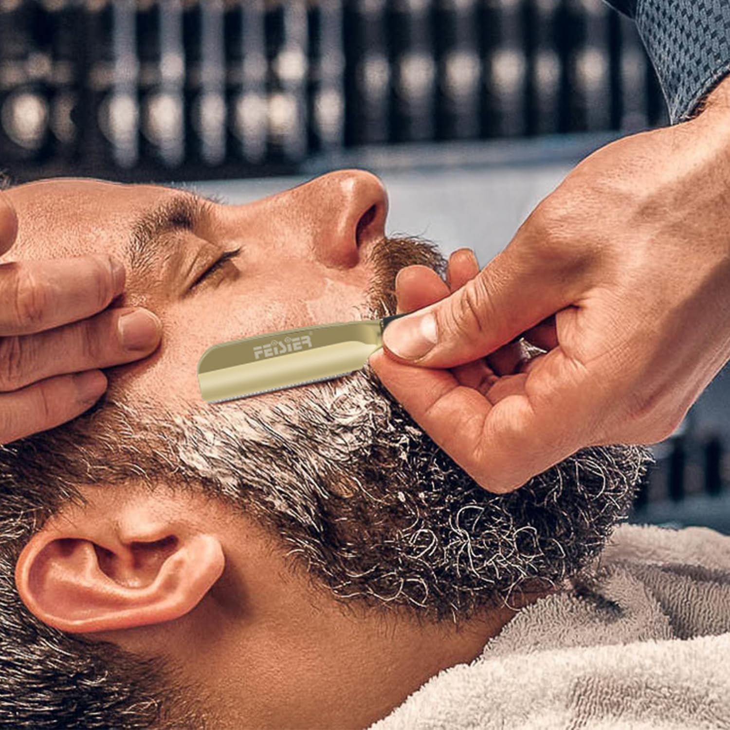 FEISIER ergonomic grip enhances control for neck, beard, or head shaping.