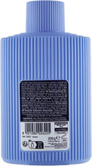 Felce Azzurra Classic Talc on skin provides a dry, silky finish.