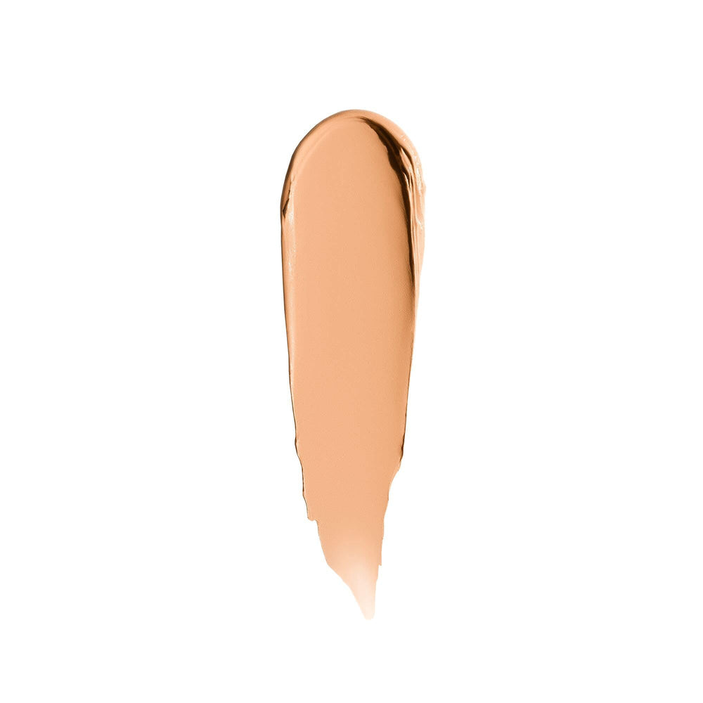 Hydrating murumuru butter nourishes skin for comfortable wear in the Eaze Drop Blur Stick.