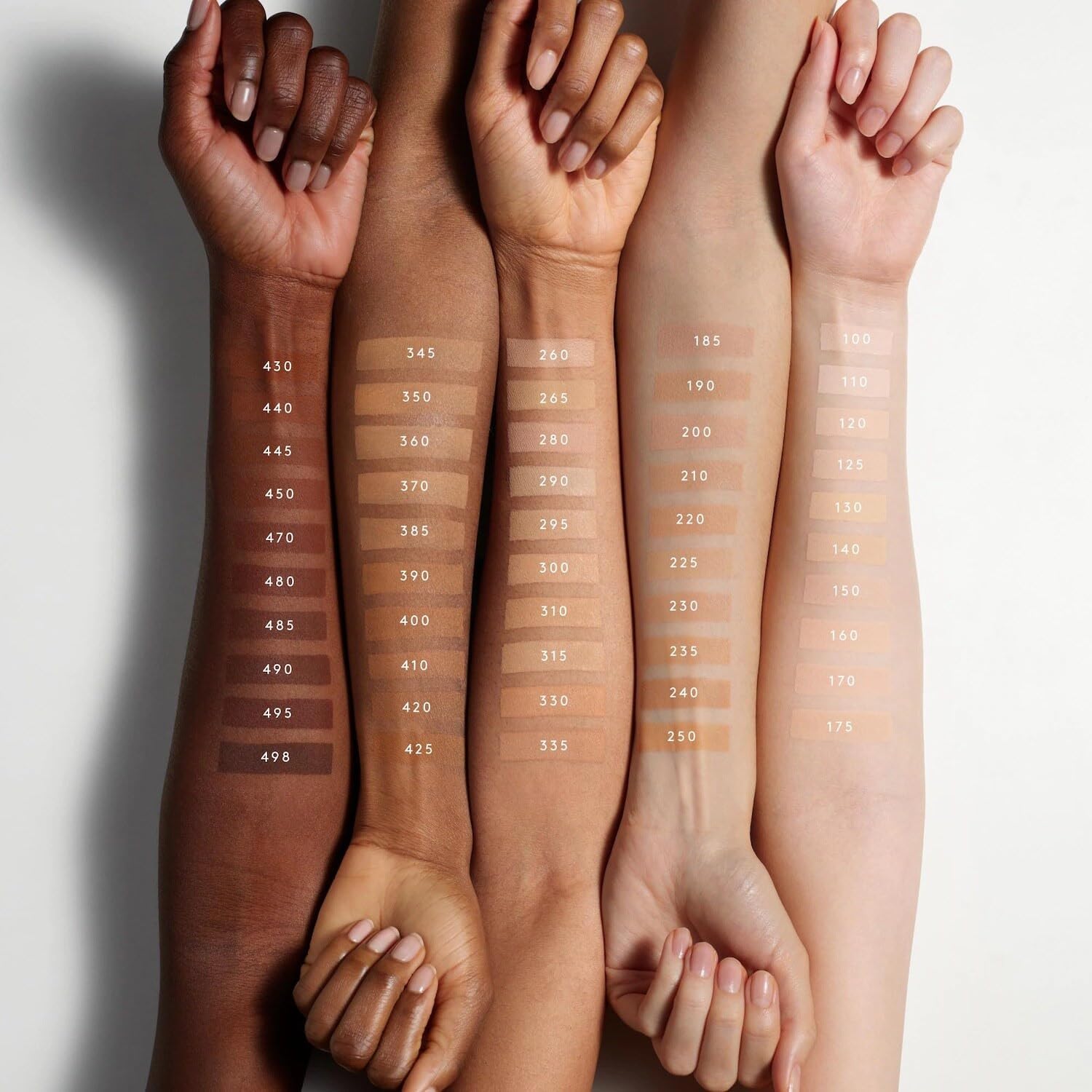 Lightweight texture of Fenty Pro Filt’r Soft Matte Foundation 160