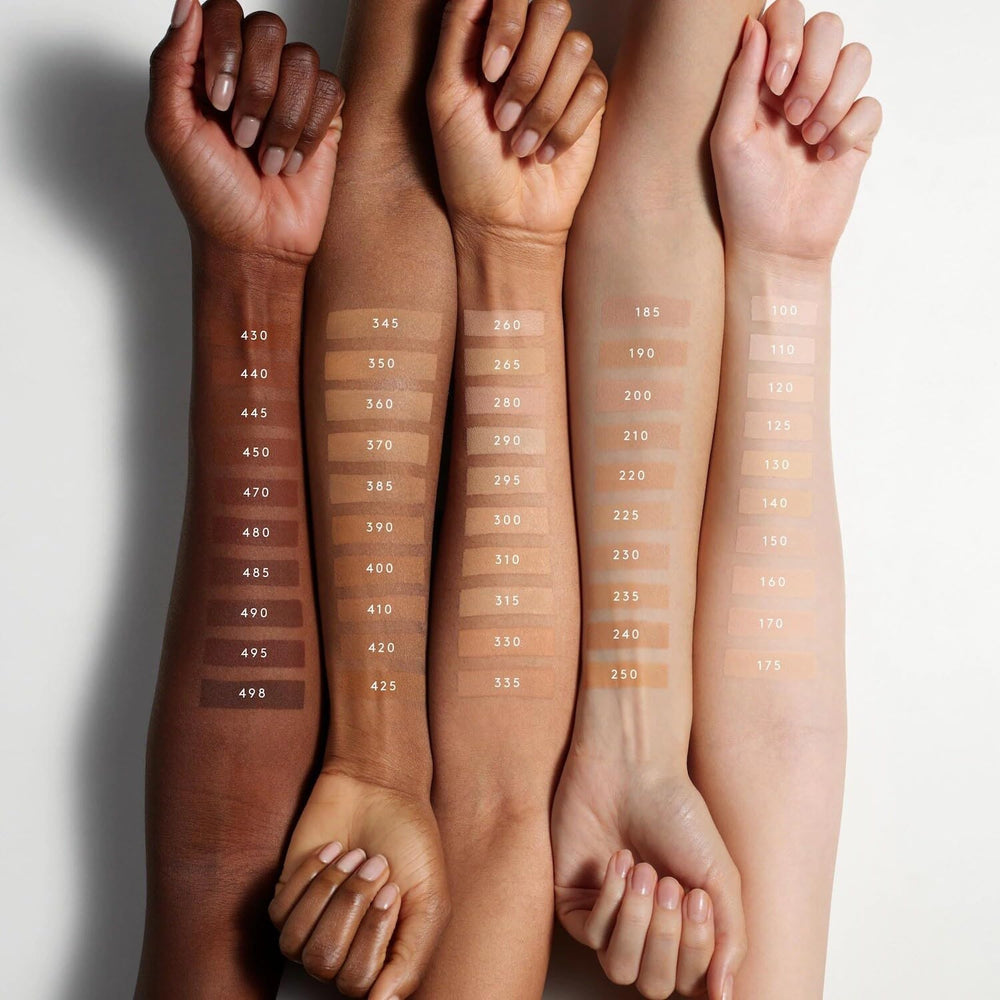 Lightweight texture of Fenty Pro Filt’r Soft Matte Foundation 160
