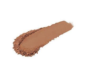 Fenty Beauty Pro Filt'r Soft Matte Powder Foundation swatch illustrating blendable coverage.