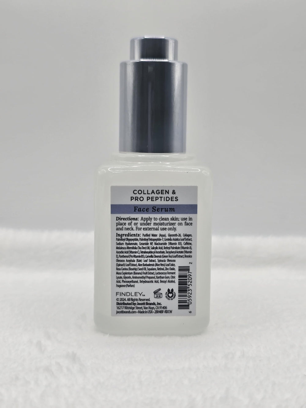Findley Collagen & Pro Peptides serum application on skin for a smoother, hydrated, radiant look.