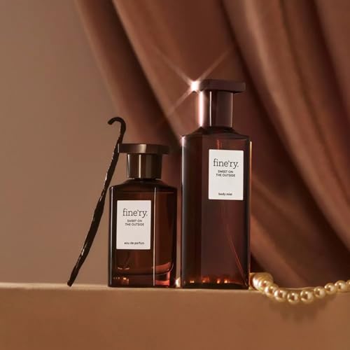 Fine'ry Sweet smoky vetiver detail enhances evening wear and allure.