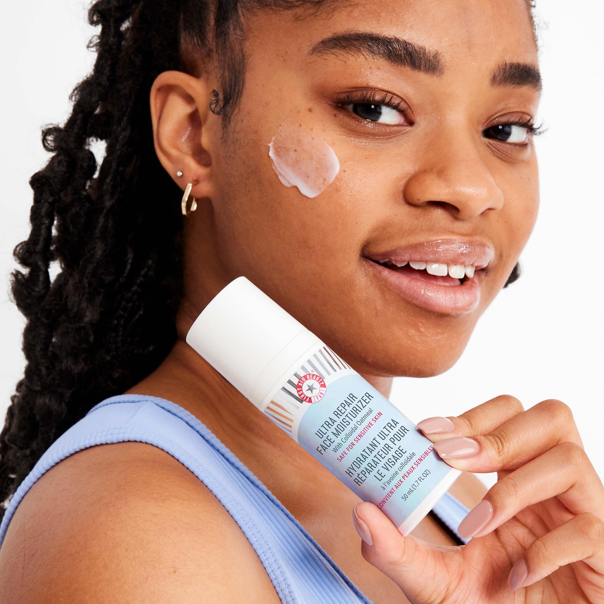 First Aid Beauty Ultra Repair ingredients highlight oatmeal, shea, and avocado oil