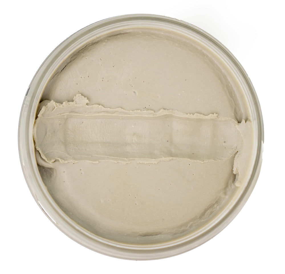 Flagship Pomade wash-out moment demonstrates easy rinse and residue-free finish.