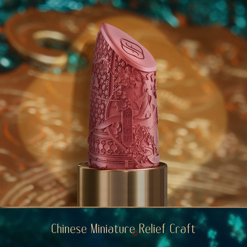 FLORASIS Blooming Rouge high color rendering on lips for vibrant everyday looks