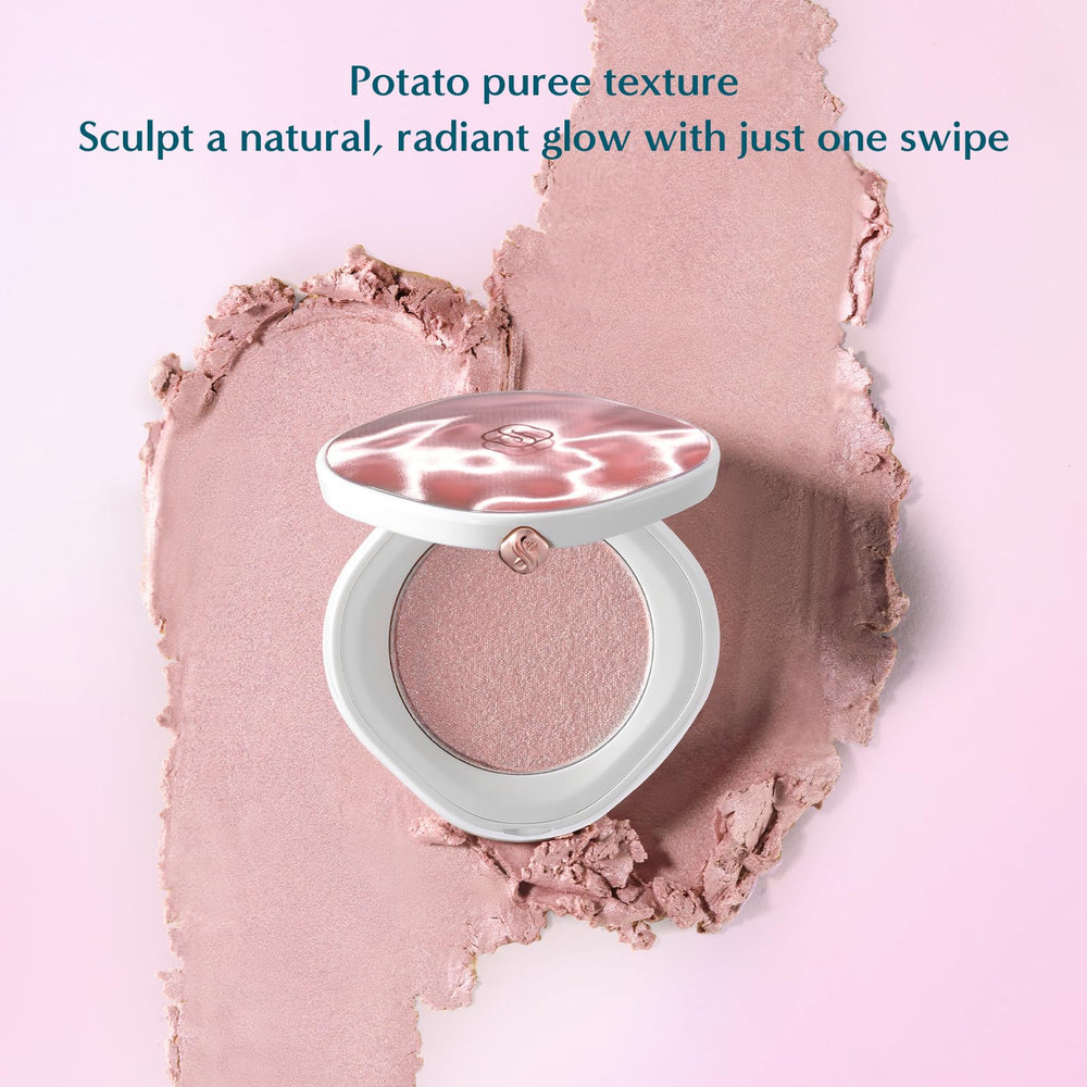 FLORASIS Gentle Waves Aqua Glow Highlighter 03 Lilac Haze delivers a silky texture that blends effortlessly.