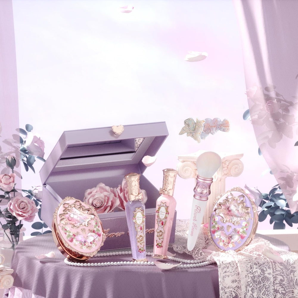 Flower Knows Romantic Blossom blush adds soft, rosy cheek color