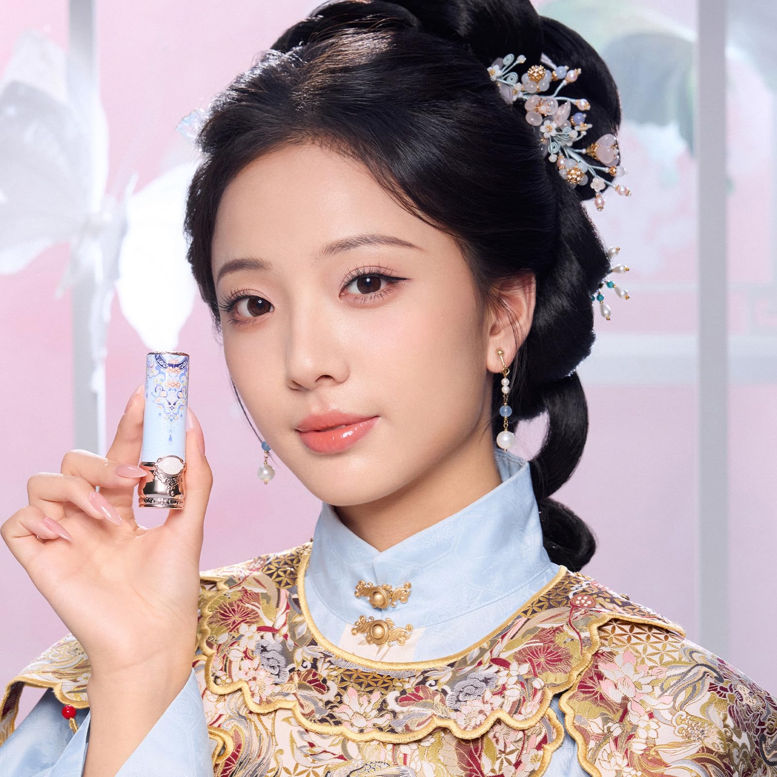 Flower Knows semi-sheer jelly finish captures effortless shine