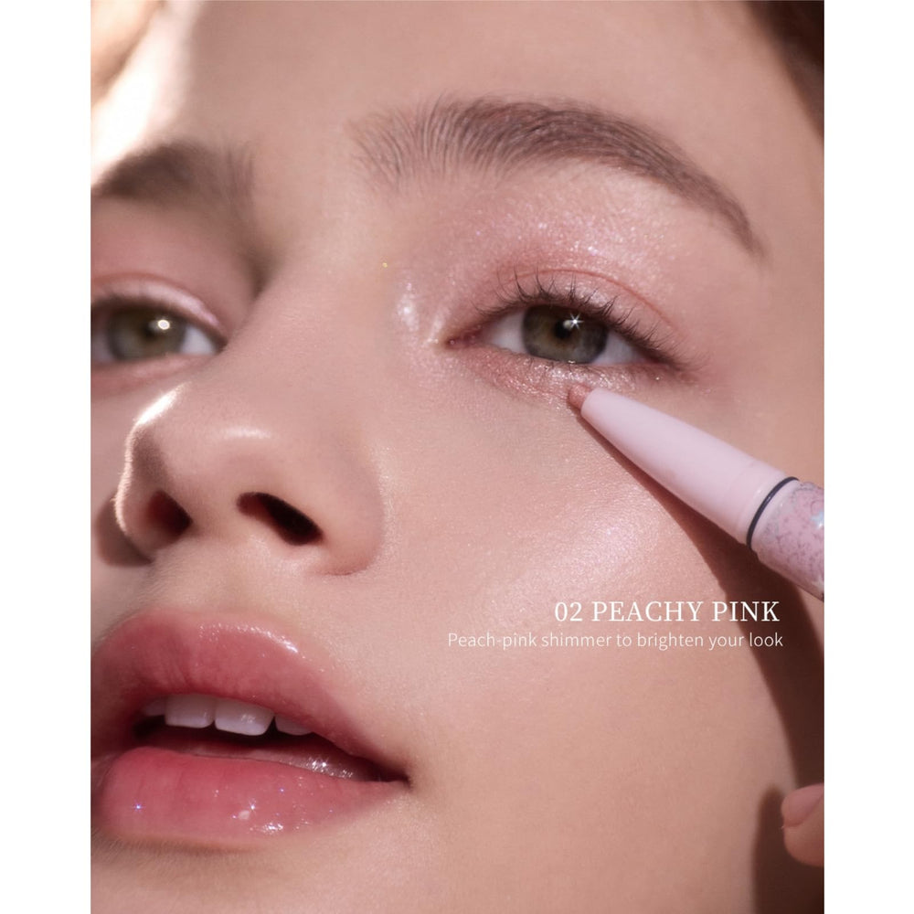 Flower Knows Shell's Jewel portable applicator enables quick, precise shimmering glow.