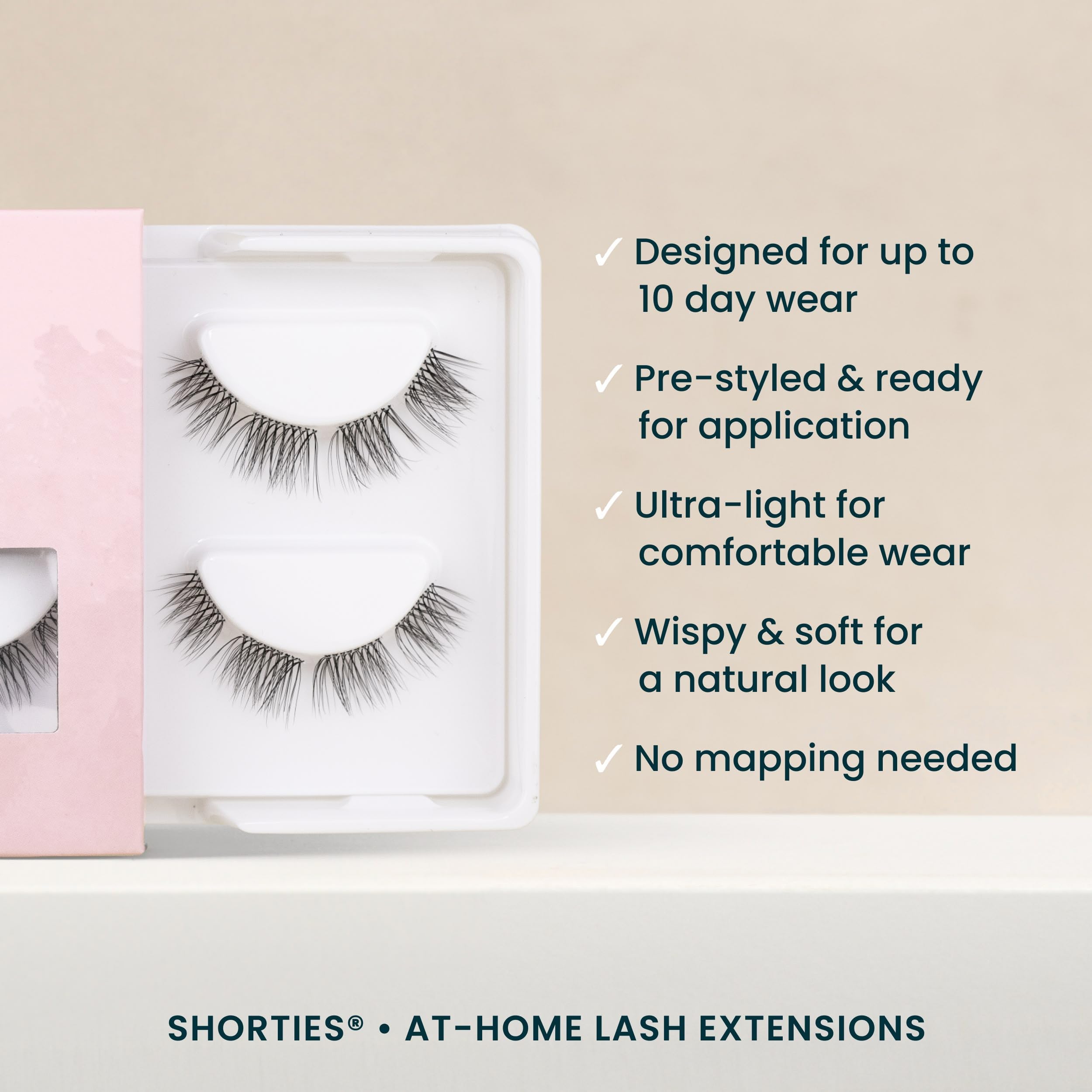 FlutterHabit salon-quality DIY lashes deliver professional results at home.