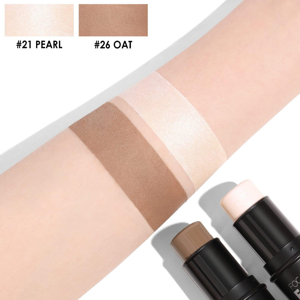 FOCALLURE bronzer and highlighter applied for warm, luminous glow.