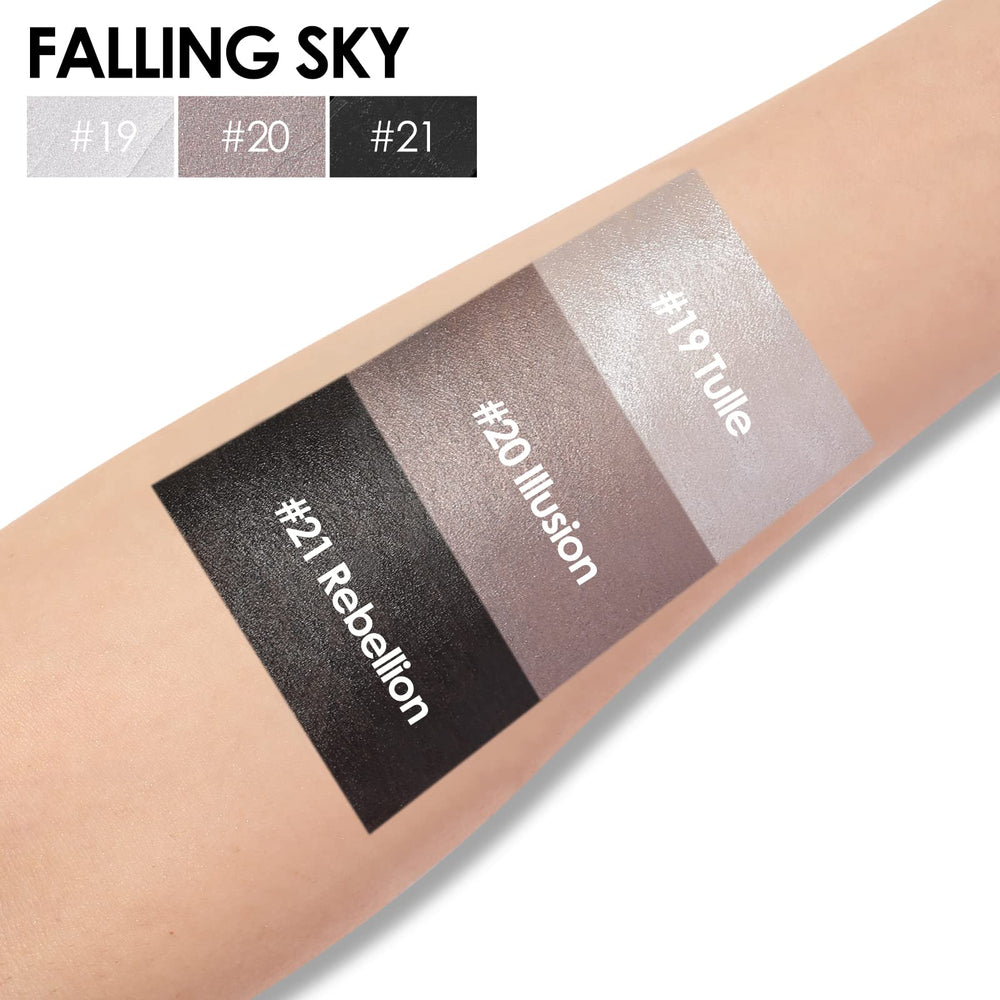 FOCALLURE Falling Sky matte shade highlighting definition and depth.