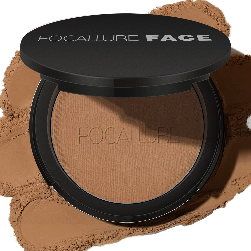 FOCALLURE Flawless pressed powder compact showing travel-friendly shine control for on-the-go use.