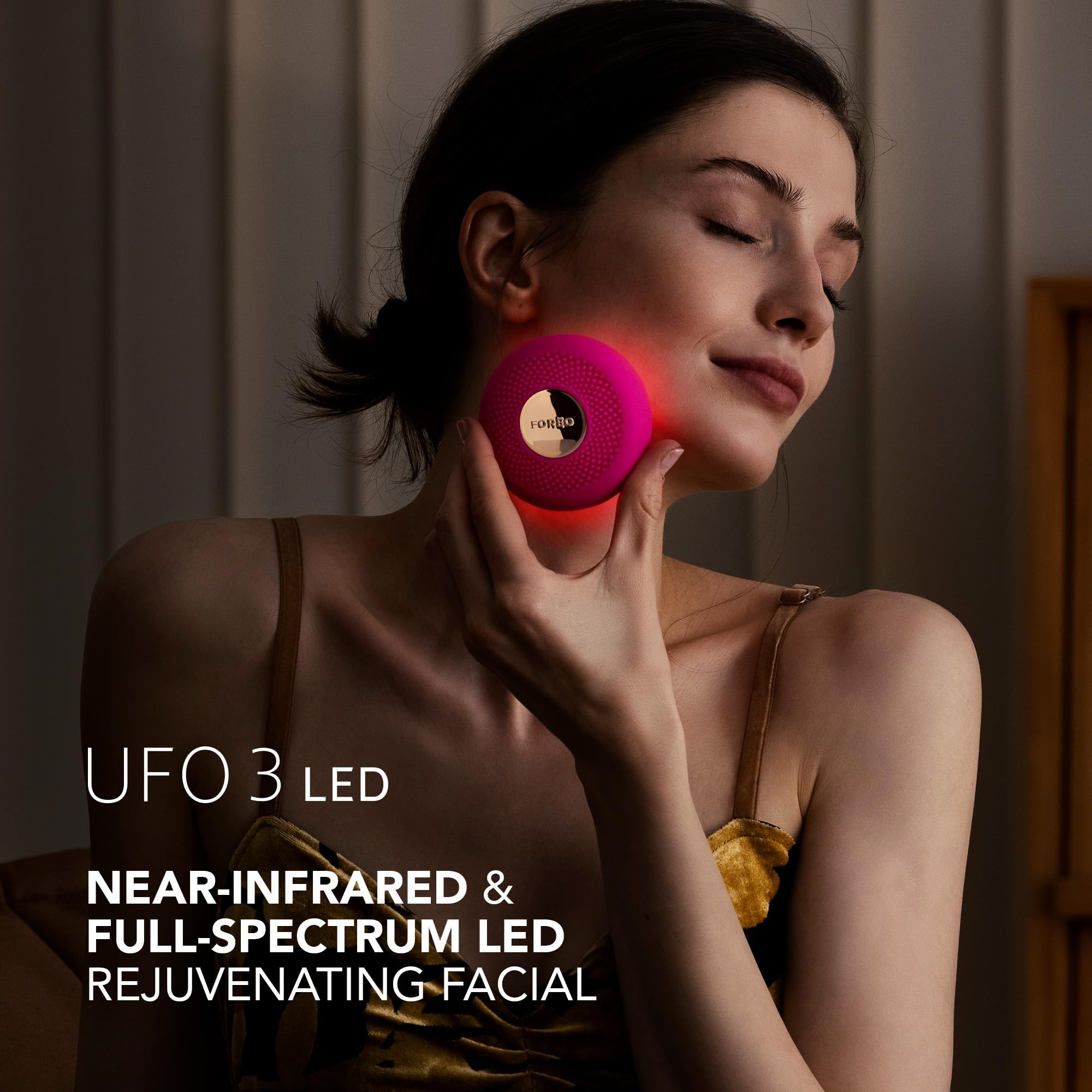 FOREO UFO 3 red-light therapy session enhancing skin radiance