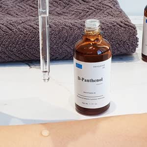Forest of the Borges's D-Panthenol serum on the face for a hydrated glow.