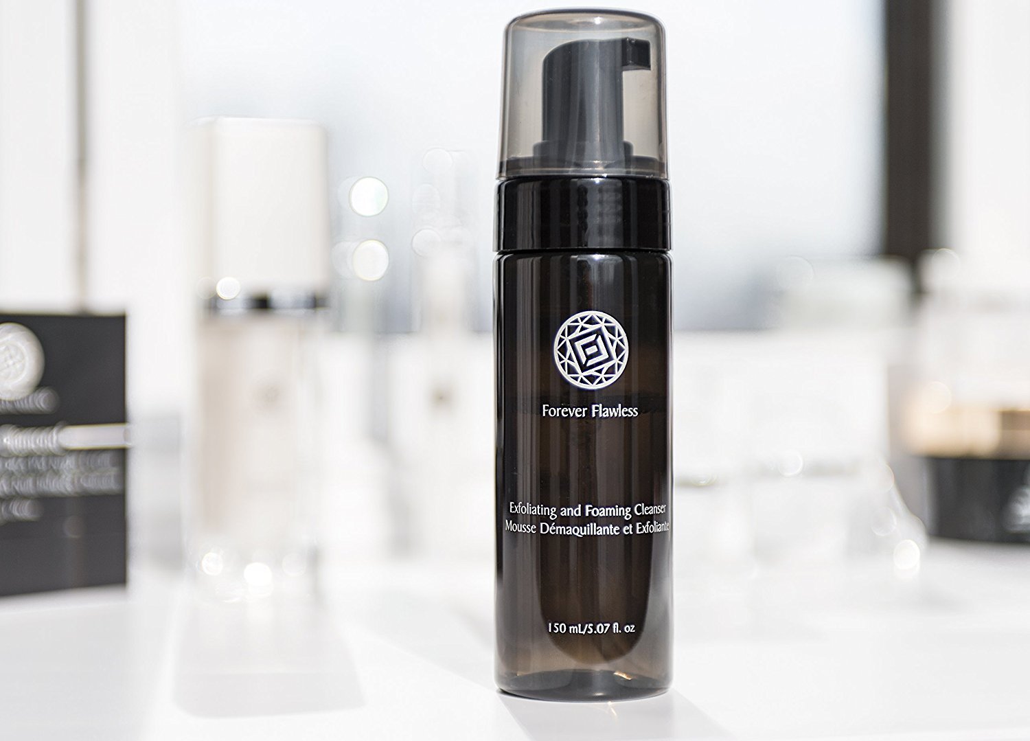 Forever Flawless foaming cleanser lather applied on skin to control oil.
