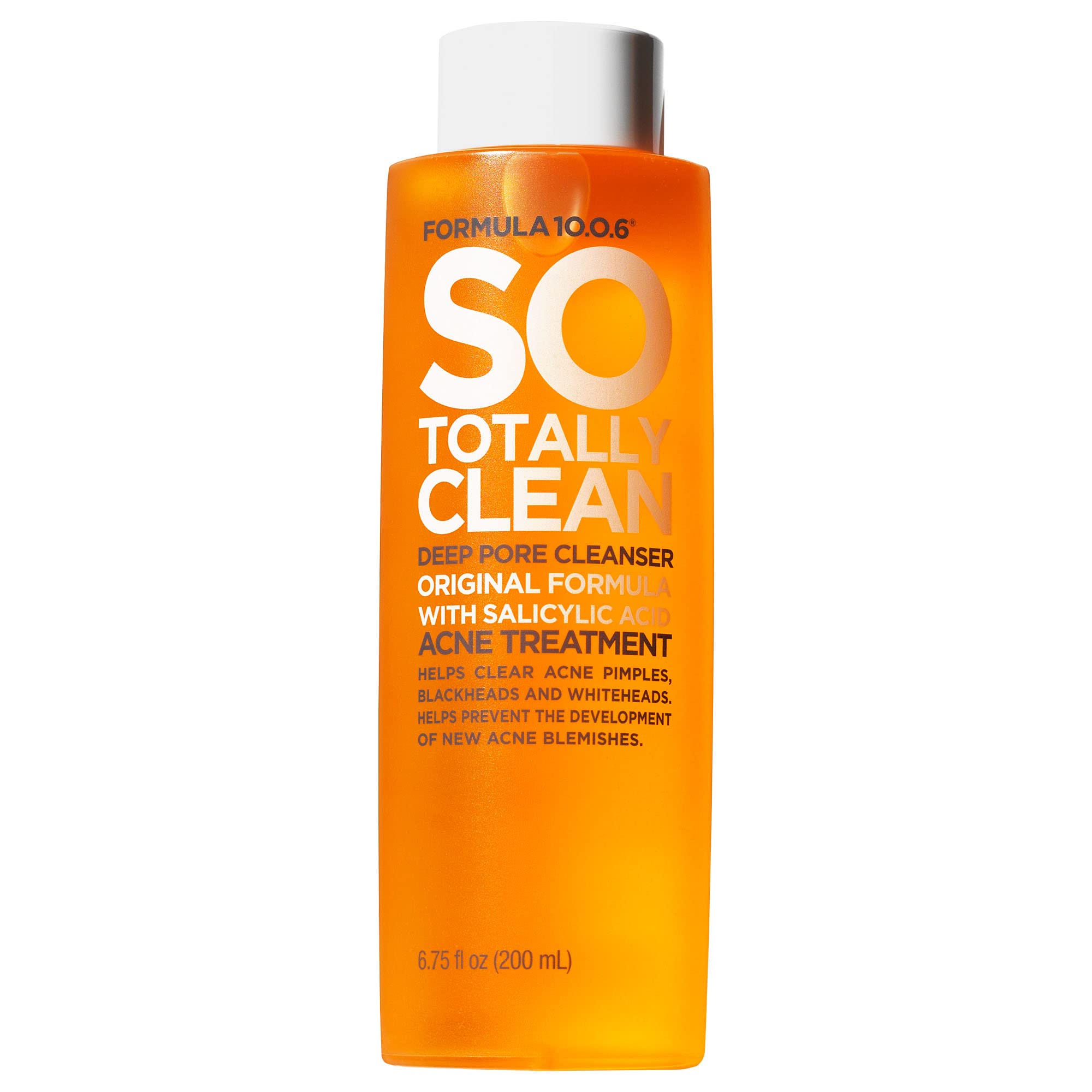 Formula 10.0.6 So Totally Clean bottle ready for daily use to clear pores.