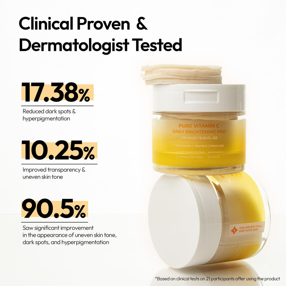 FreeGo Vitamin C Pad applying on skin for toner application