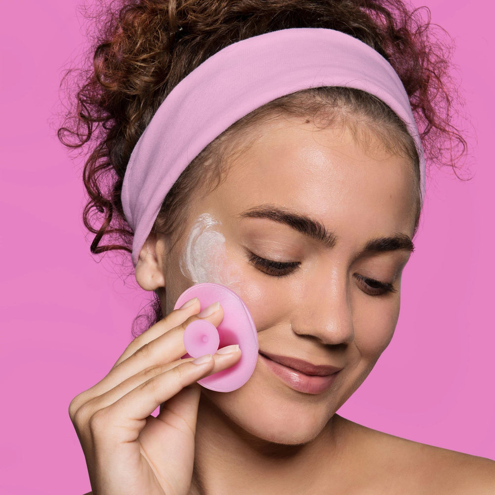 Freeman Love to Mask black sugar scrub for gentle exfoliation and smooth texture.