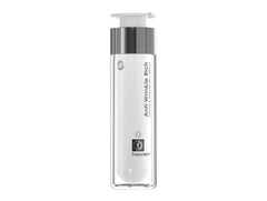 Texture close-up of Frezyderm Anti-Wrinkle Day Cream on finger showing silky, fast-absorbing cream
