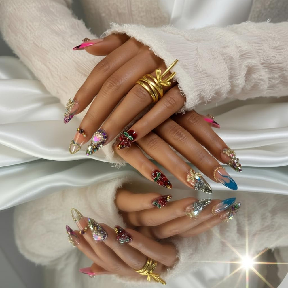 FURNUNUBI crystal heart embellishments elevate your manicure with delicate sparkle.