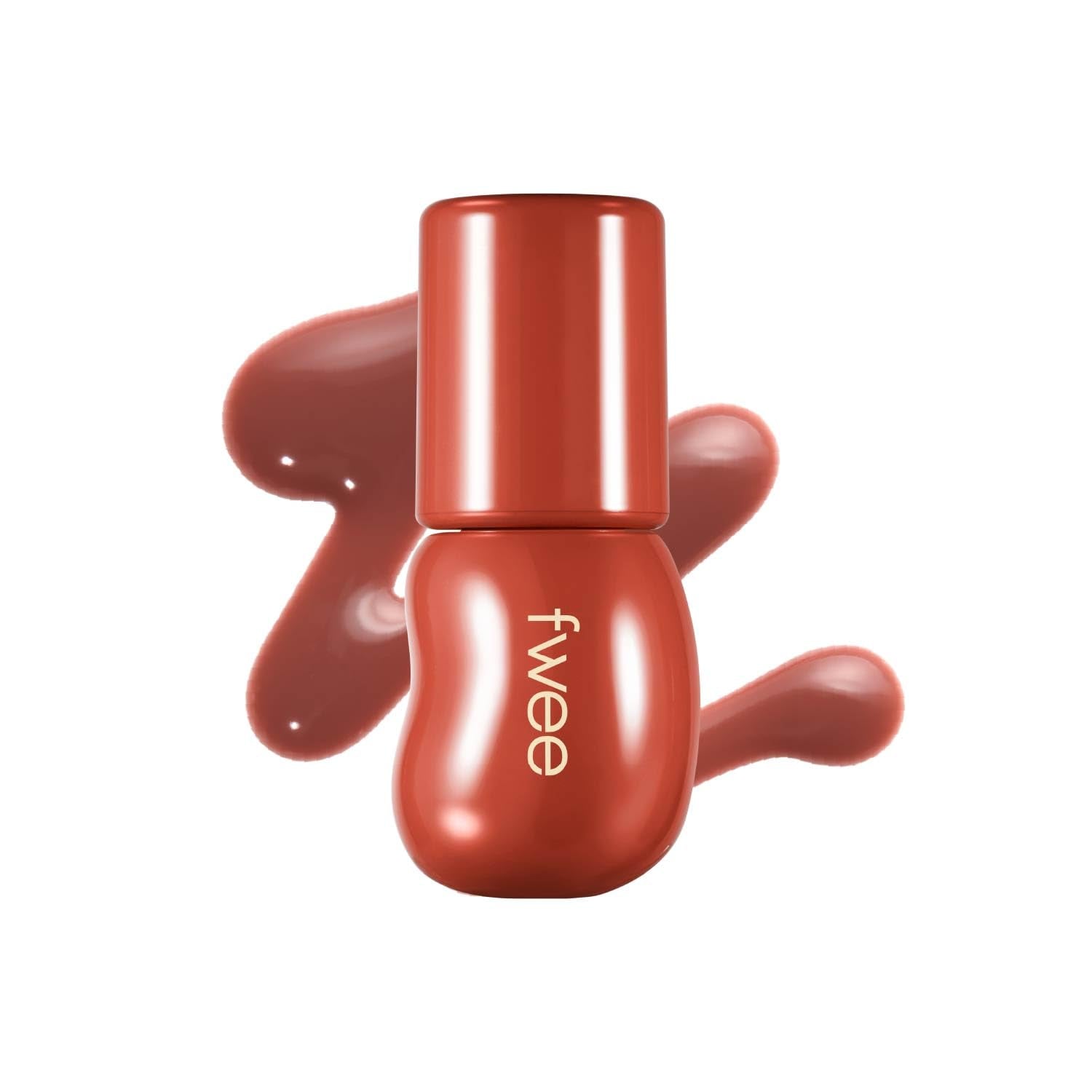 Fwee 3D Volume Gloss bottle-pour delivers instant shine and luxurious hydration.