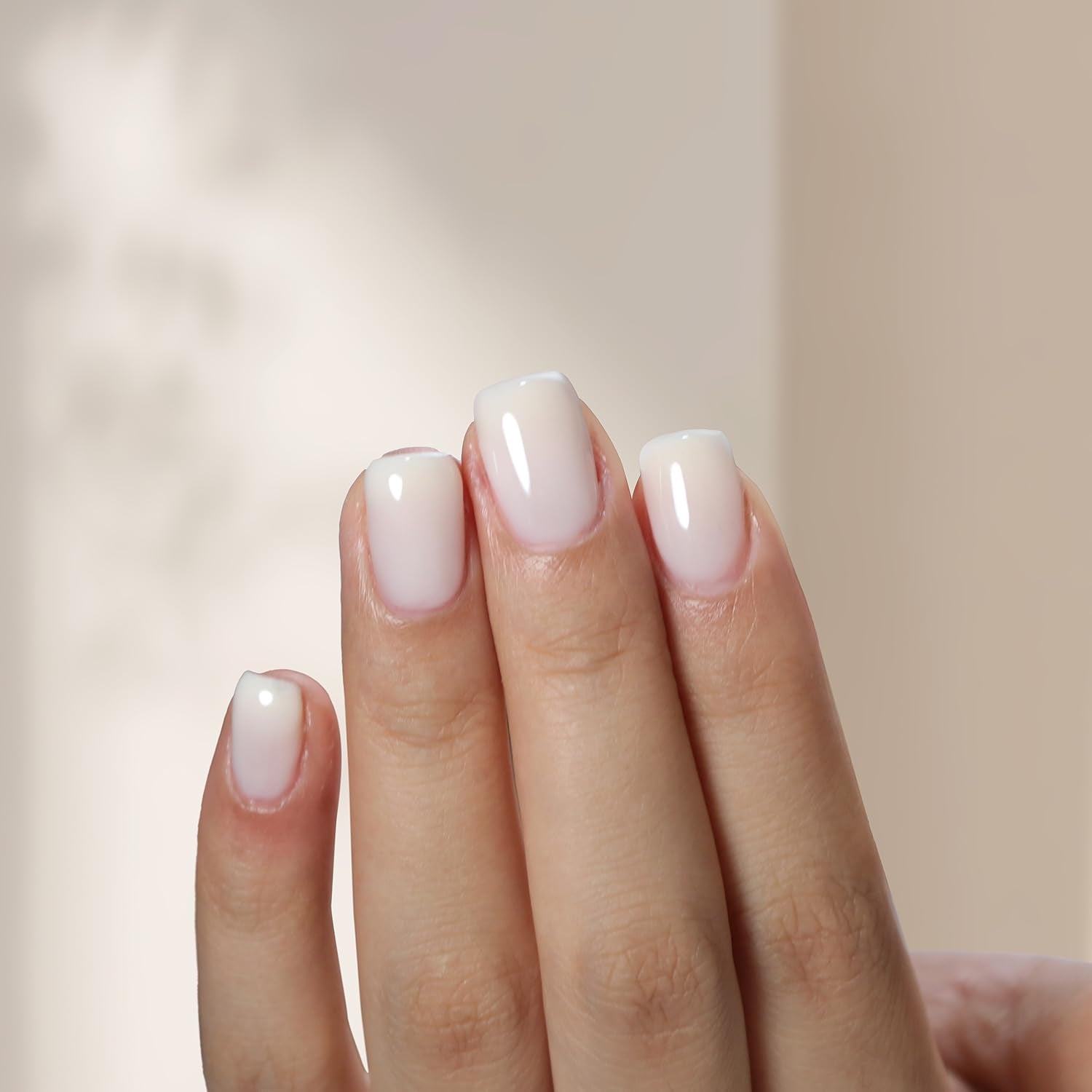 FZANEST Builder Base thick formula strengthens thin nails.