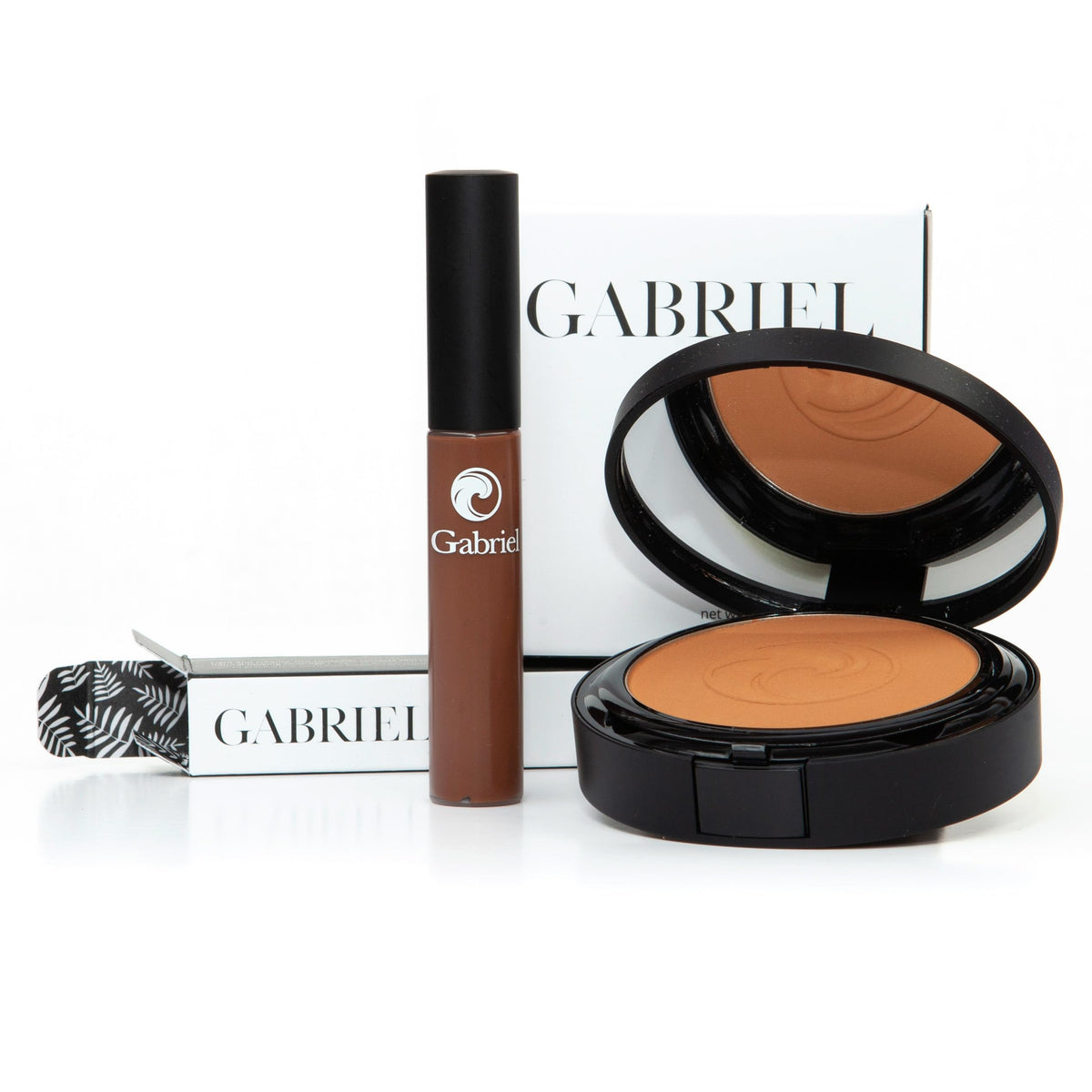 Gabriel Cosmetics dual powder foundation and cream concealer set in deep tones for an even skin tone