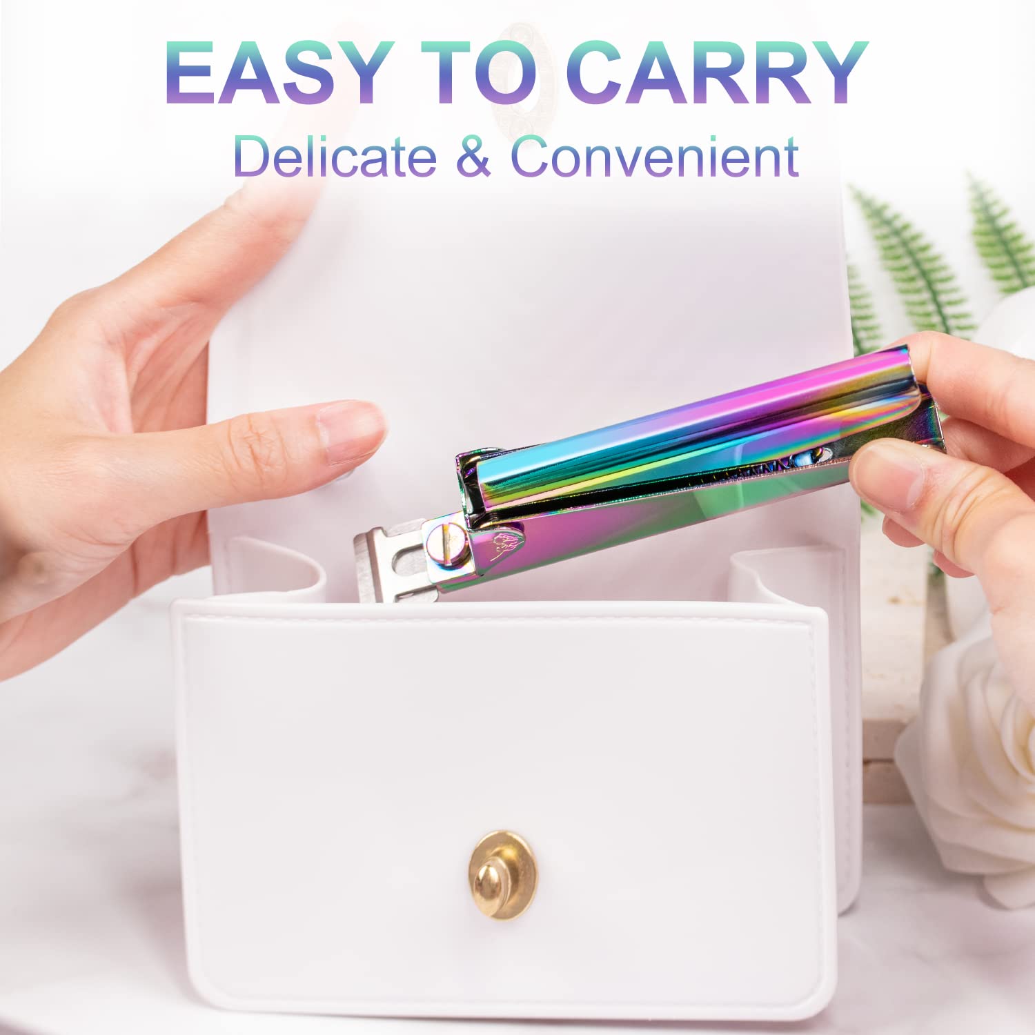 GA&EN Chameleon nail clippers demonstrating magnet security during trimming.