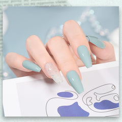 GAOY blue gel polish on nails demonstrates long-lasting shine potential.