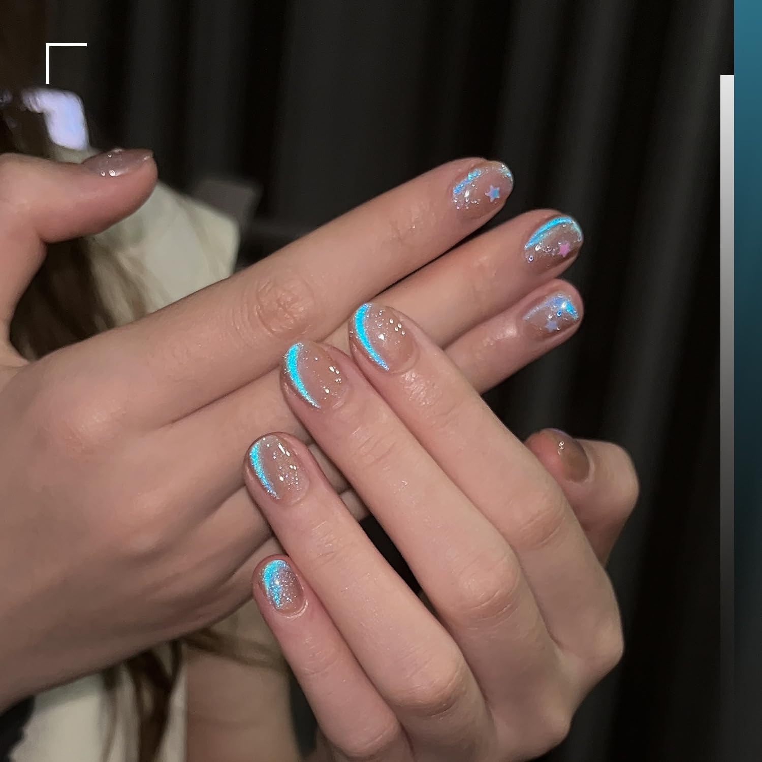 GAOY Blue glitter gel shows shimmering effect under light.