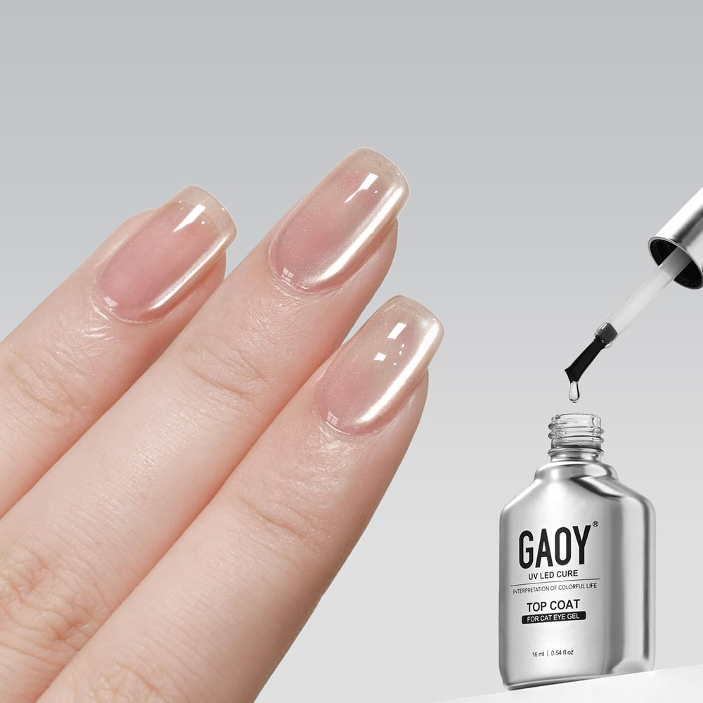 GAOY Crystal Top Coat highlights cat eye effect with mirror-like shine
