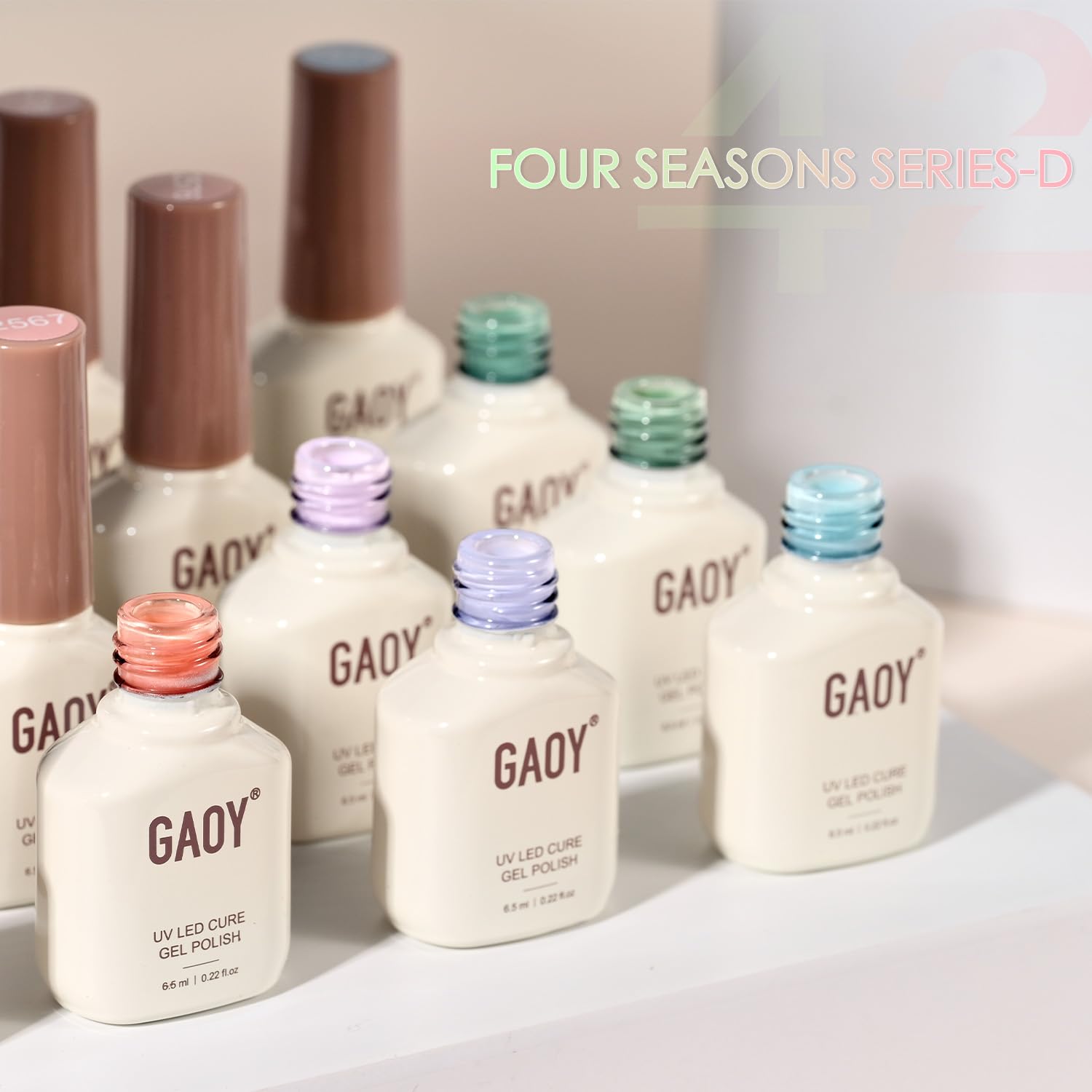 GAOY DIY manicure at home with gel colors and tools