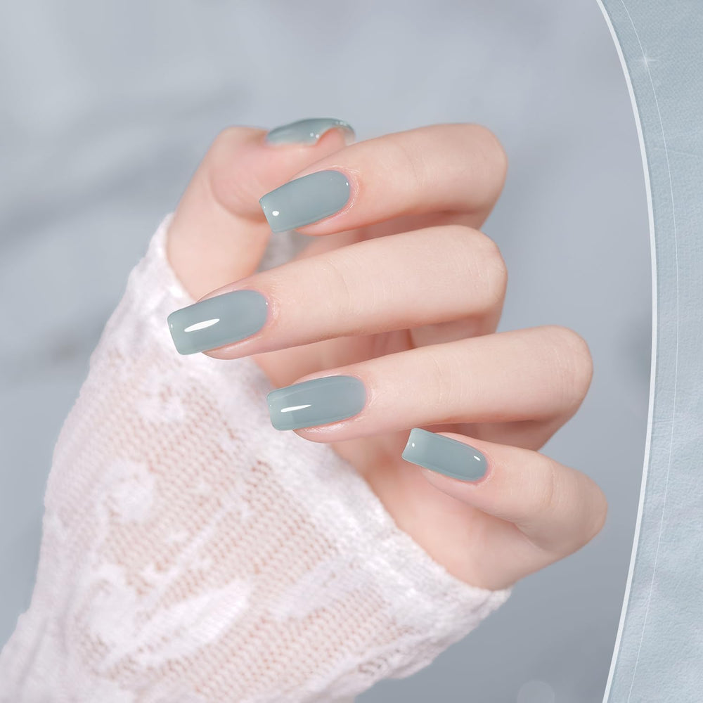 GAOY Gel polish set offers up to four weeks wear with proper base and top coats