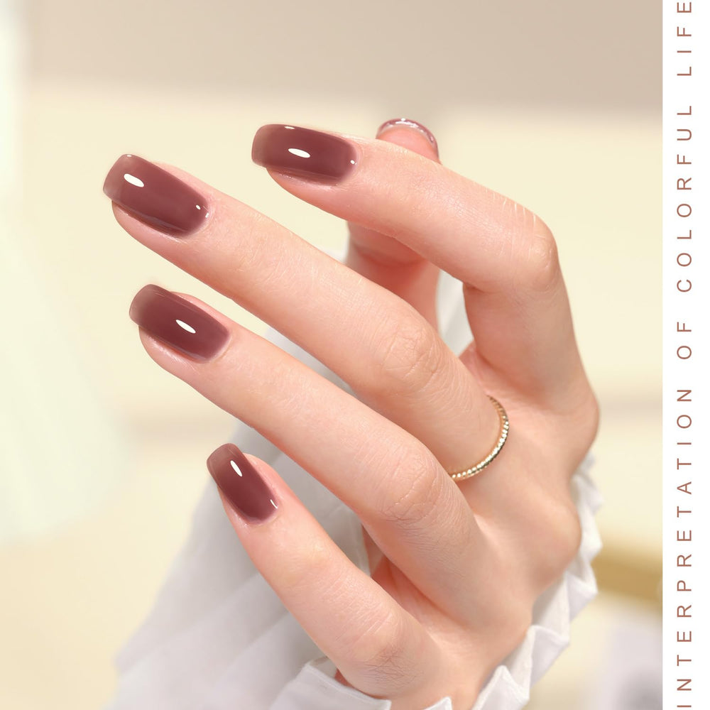 GAOY Jelly Pink Nude gel polish under UV light, 60-second cure