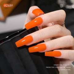 GAOY matte top coat creates a velvety, modern look on nails.