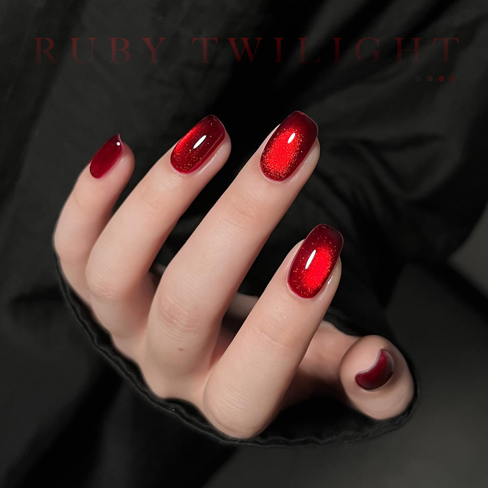 GAOY Ruby Twilight glitter finish adds holographic sparkle to nails.