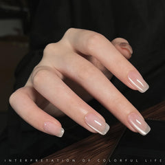 GAOY Cat Eye gel polish shows shimmering, reflective finish for stylish nails.