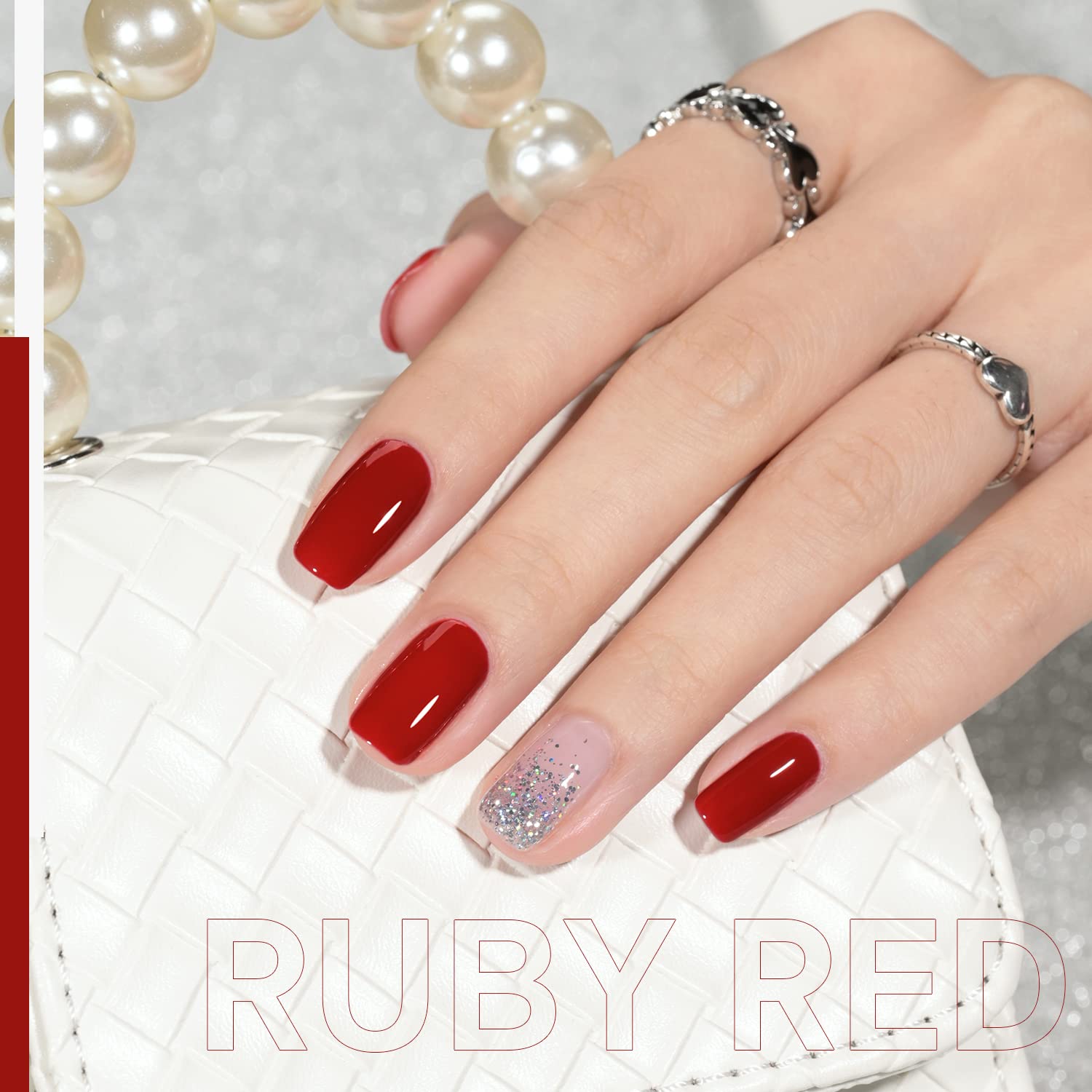 GAOY shimmering finish gel polish 1154 with top coat for a radiant gloss