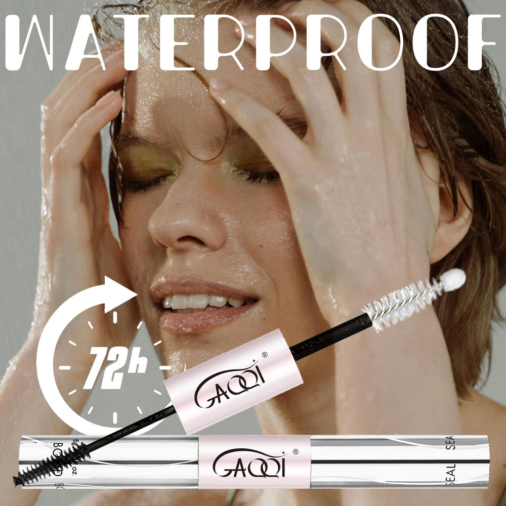 GAQQI Lash Bond and Seal applied on lashes with secure hold