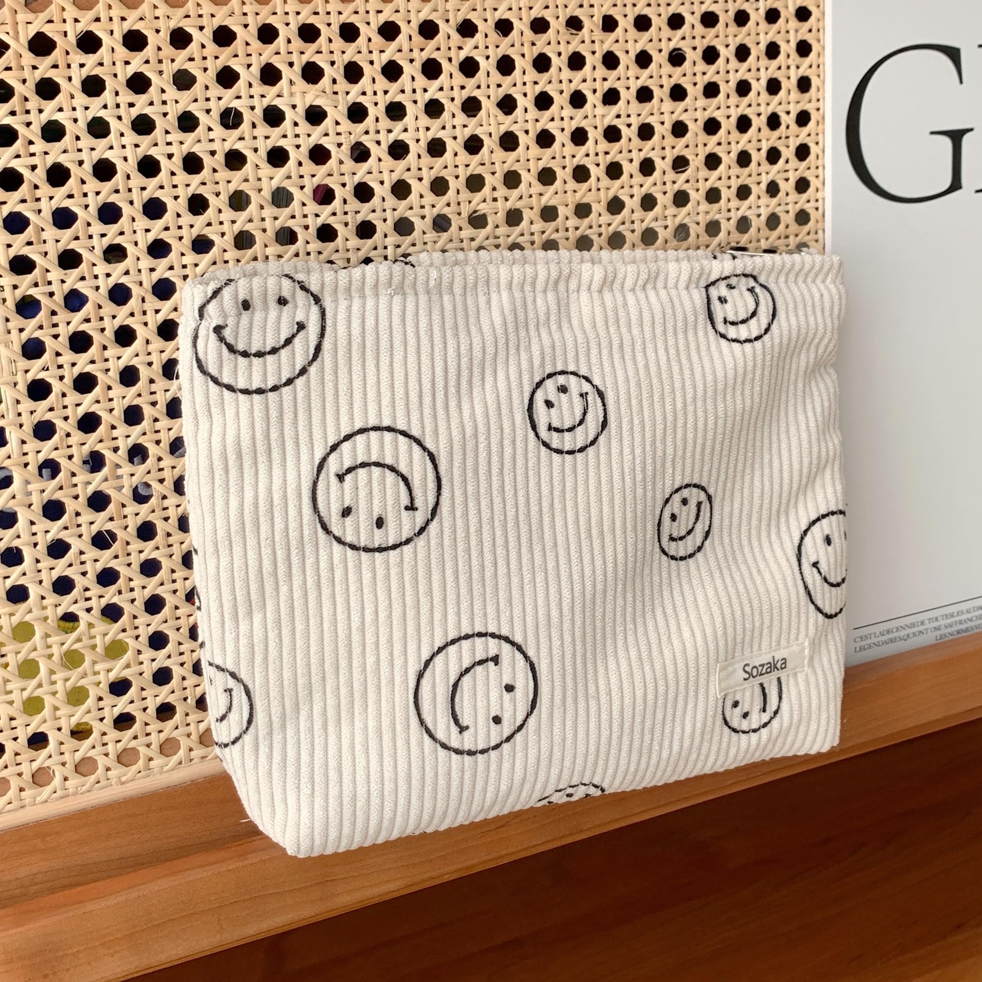 Gardsell corduroy cosmetic bag travel-friendly pouch for daily use and trips.