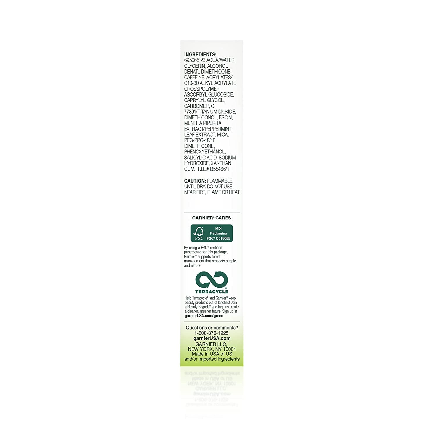 Garnier SkinActive eye roller close-up for precise application.