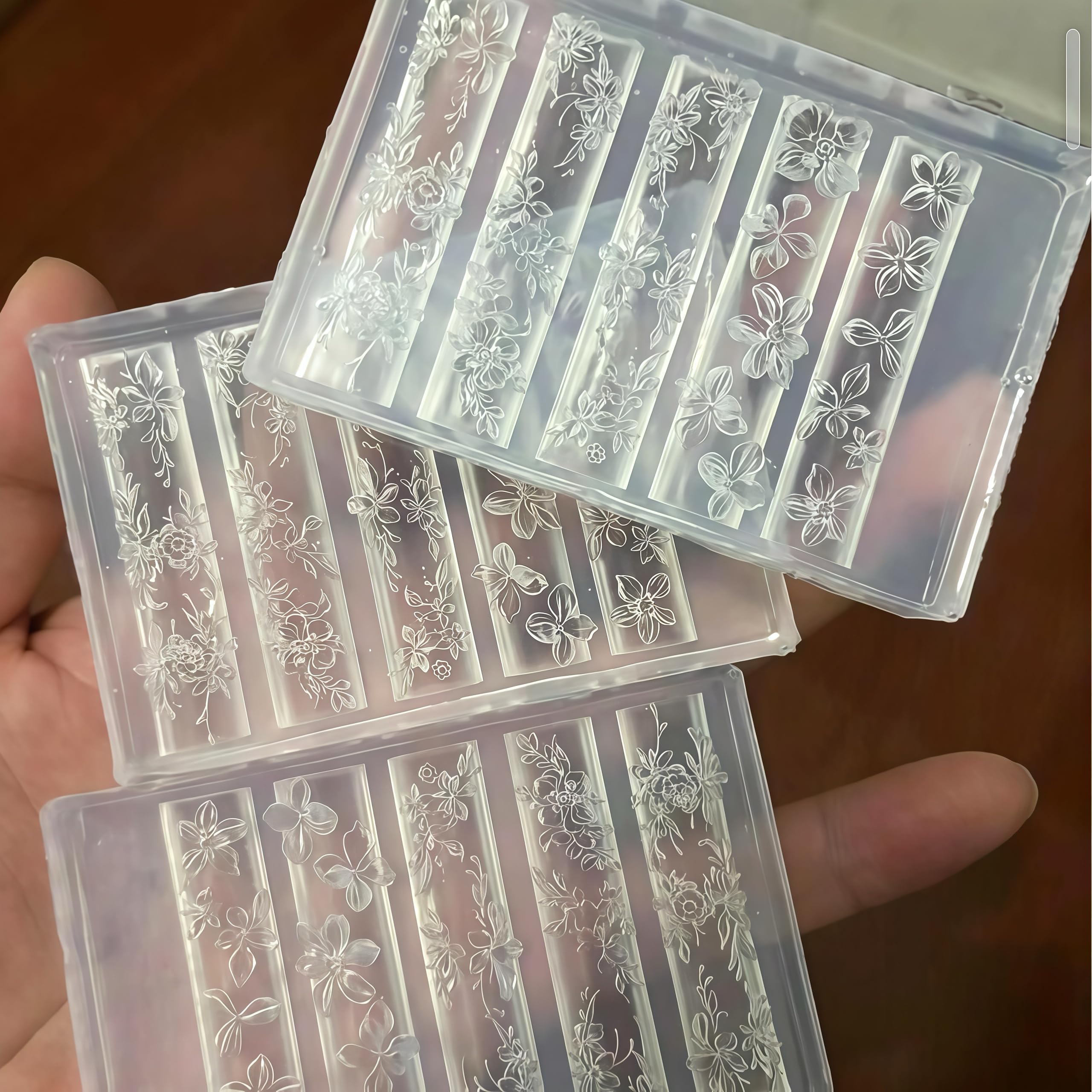 Gehaiwo spring flower nail art using the mold for resin decorations