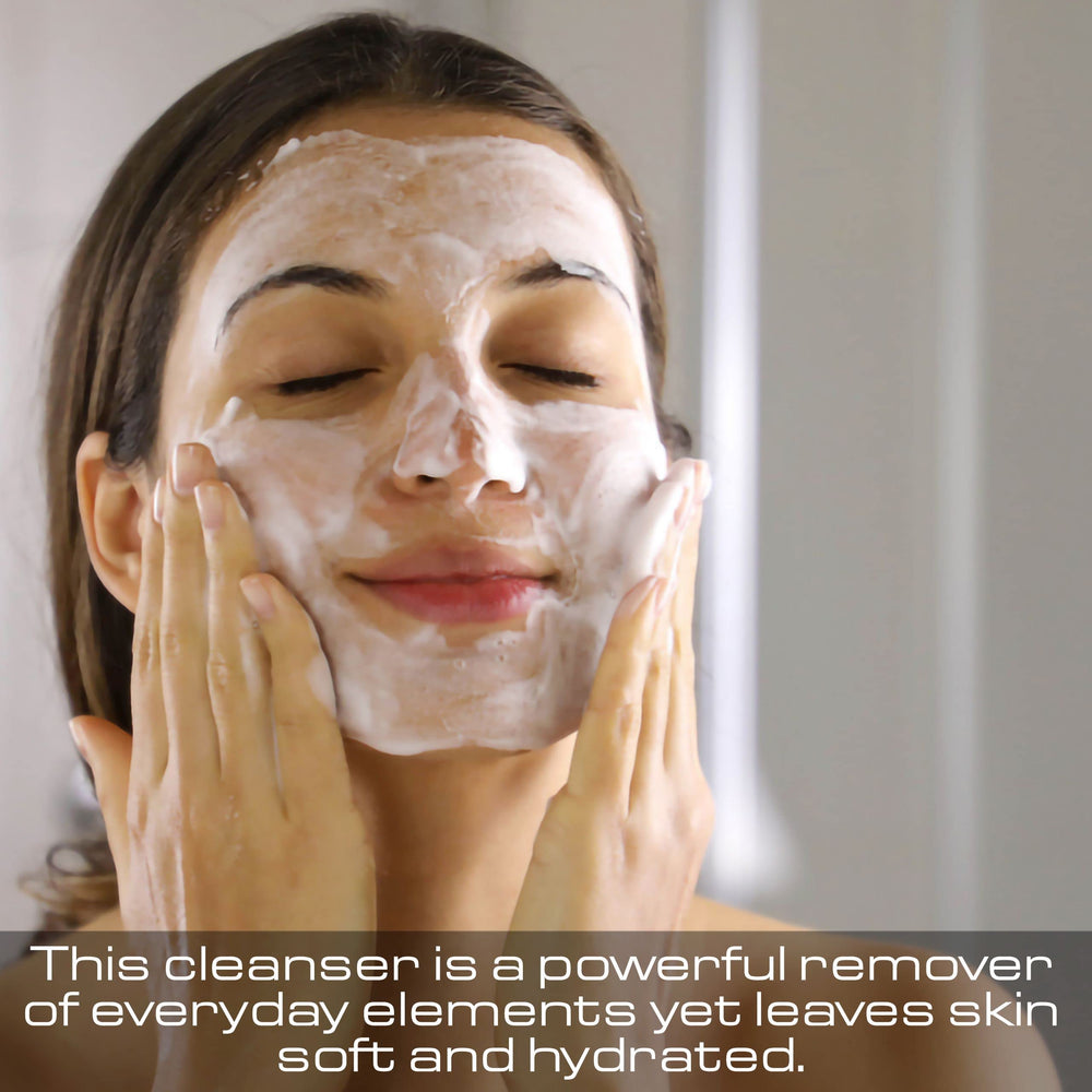 Geir Ness Arctic algae minerals formula image: nourishing ingredients for daily skin care.